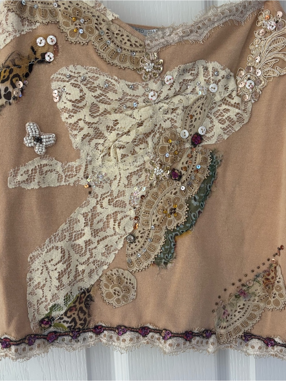 Vintage Alberto Makali Beige Lace Appliqué Camisole with Beading and Sequins - Picture 3 of 8